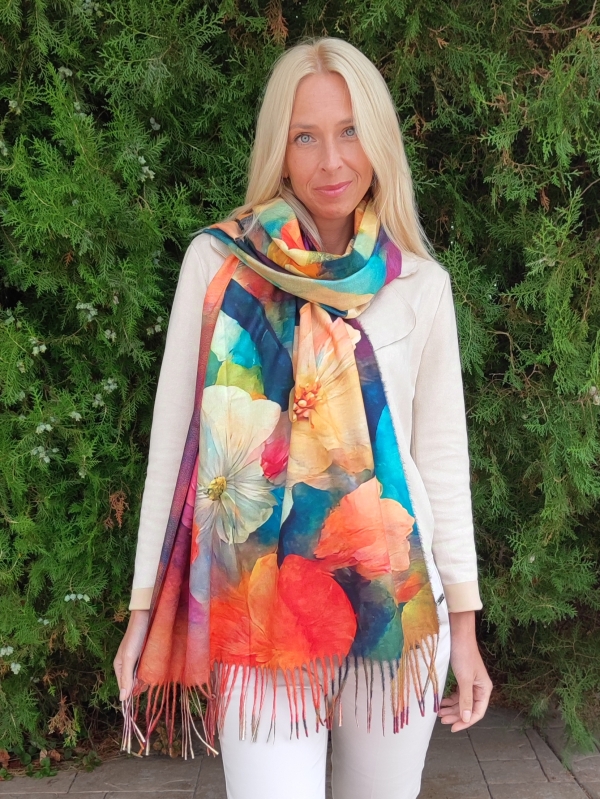 Women's cashmere scarf 