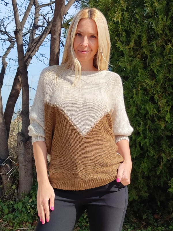 Women's sweater in beige and brown