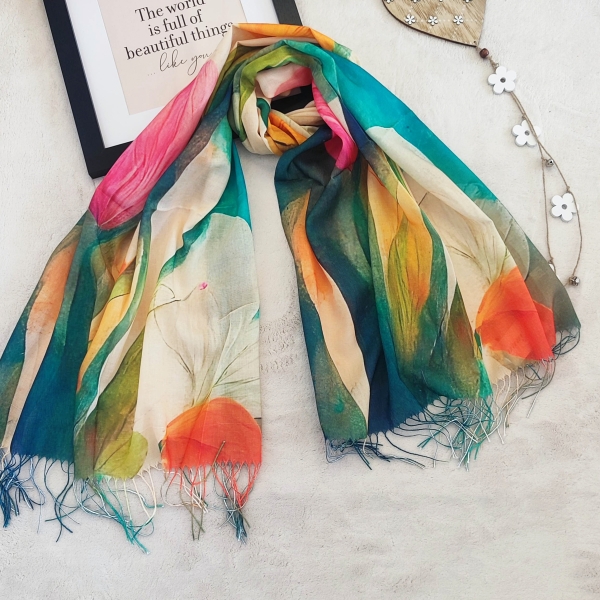 Women's scarf  