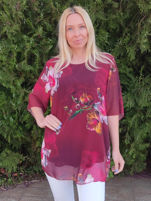 Women's tunic in burgundy with floral print