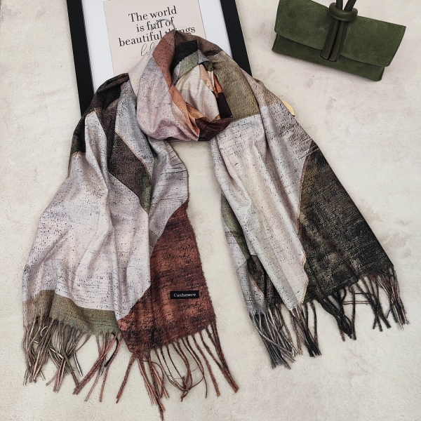 Women's cashmere scarf 