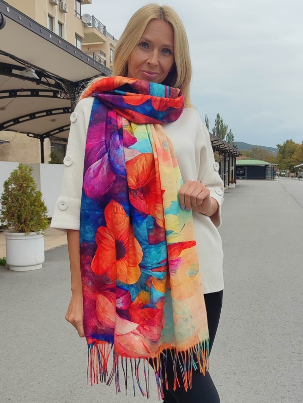 Women's cashmere scarf 