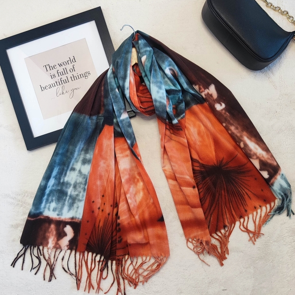 Women's cashmere scarf 