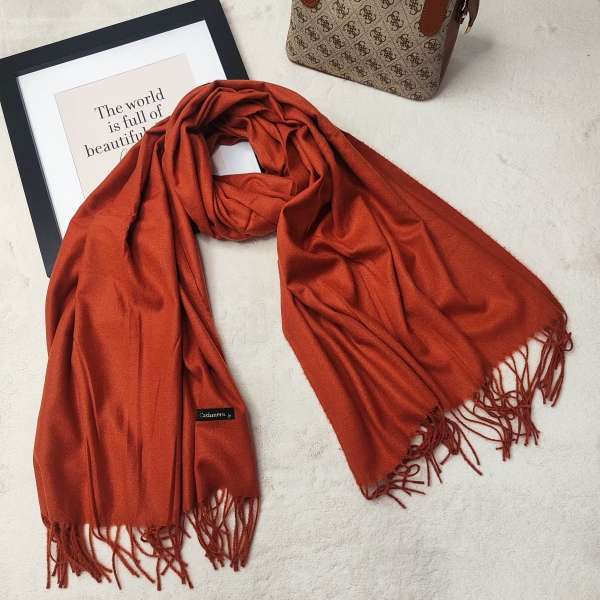 Women's cashmere scarf 