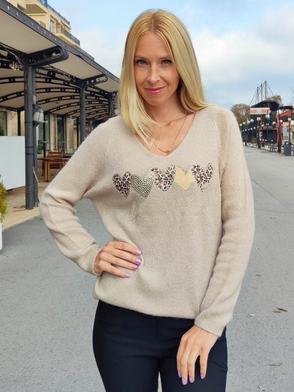 Women's blouse with alpaca in beige 