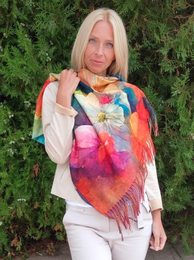 Women's cashmere scarf 