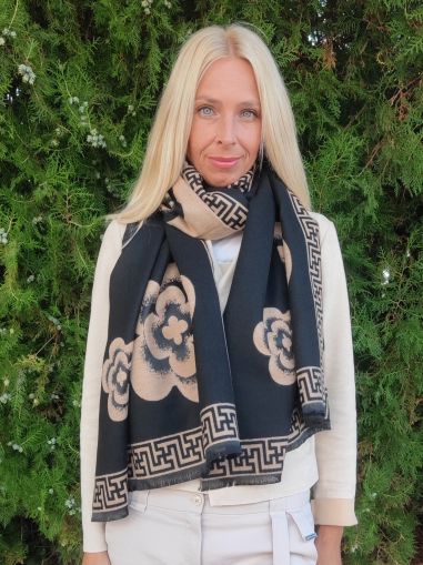 Women's cashmere scarf 