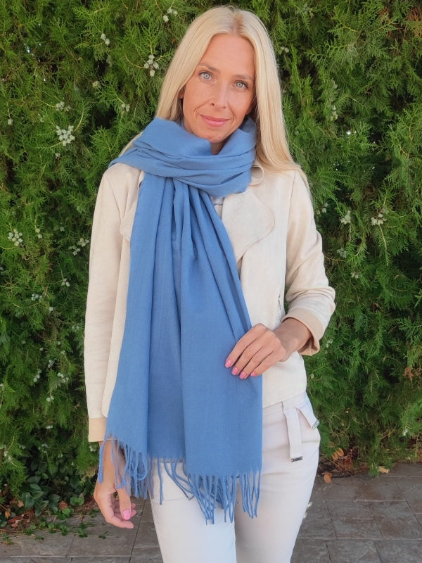 Women's cashmere scarf 