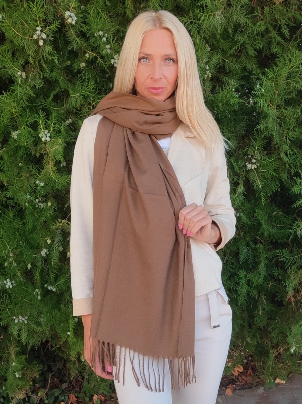 Women's cashmere scarf 