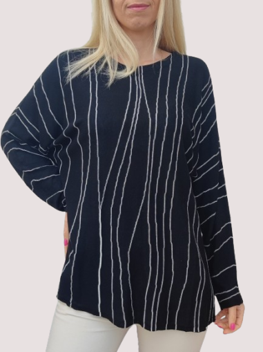 Women's fine knit blouse