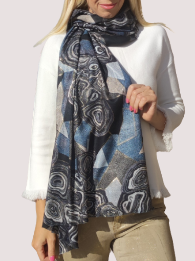 Women's  scarf