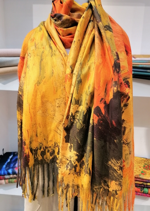 Women's cashmere scarf 