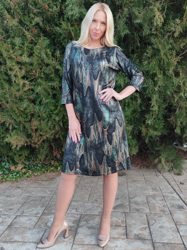 Women's dress in black and green 