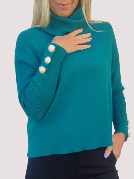 Women's blouse with polo collar 