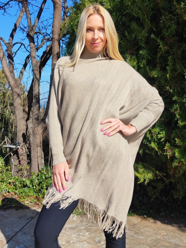 Asymmetric maxi tunic with fringes in beige