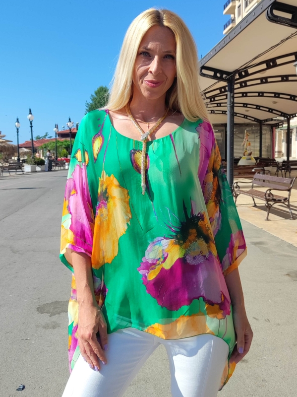  Women's silk tunic with flowers 