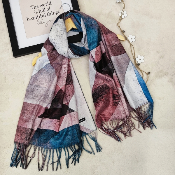 Women's cashmere scarf 