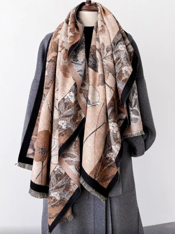 Зимен дамски шал 