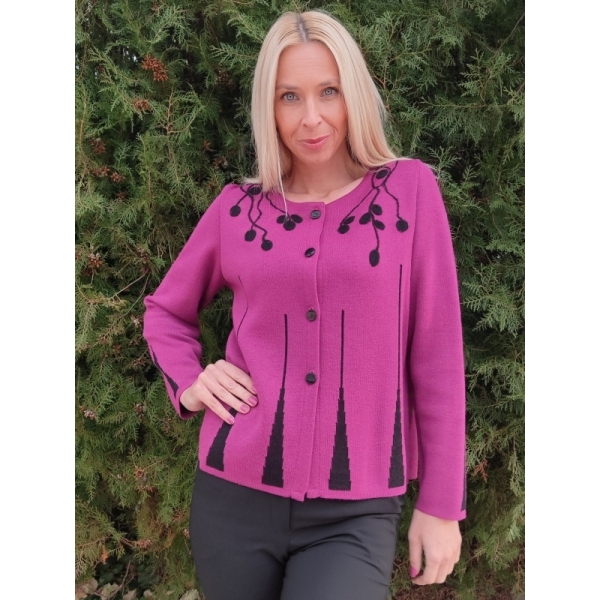 Elegant women's vest in pink with  appliqué