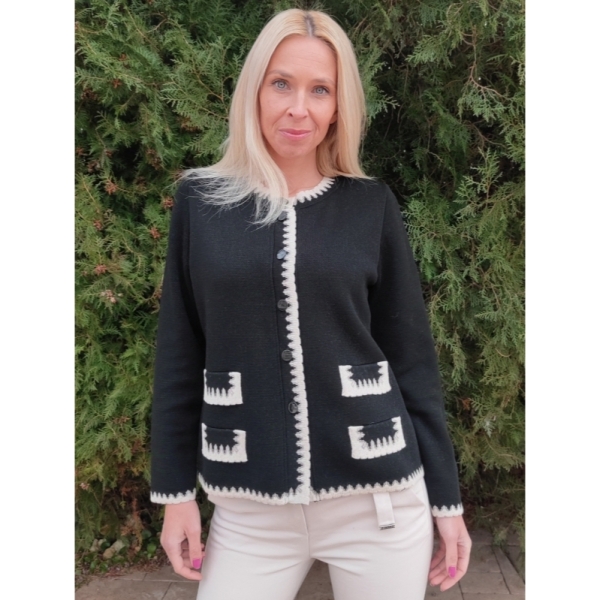 Women's jacket-style vest in black