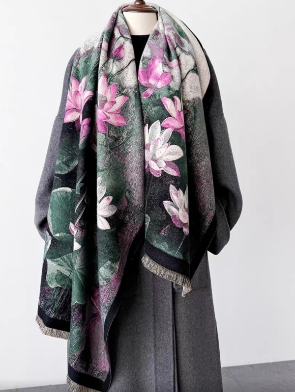 Зимен дамски шал 