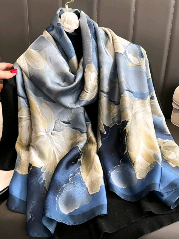Luxurious satin scarf blue with white flowers