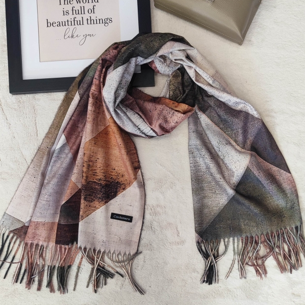 Women's cashmere scarf 