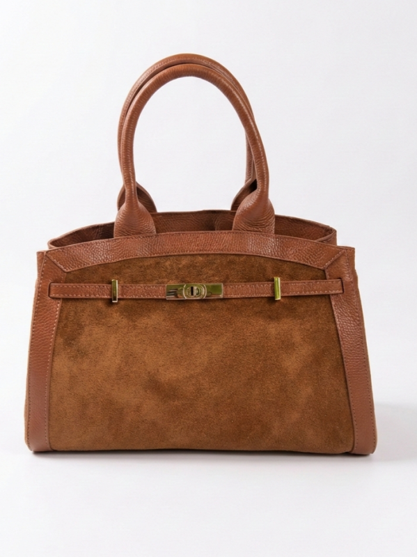 Кафява италианска дамска чанта от естествена кожа и велур със златисто закопчаване