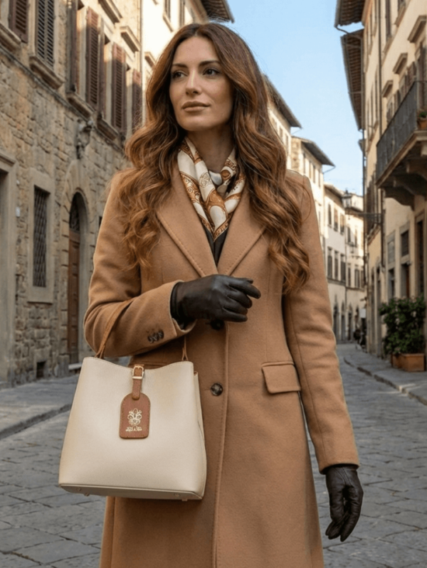 Italian Vera Pelle handbag in a combination of beige and brown genuine leather