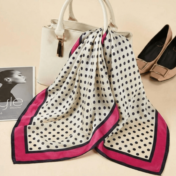Women's cyclamen polka dot scarf