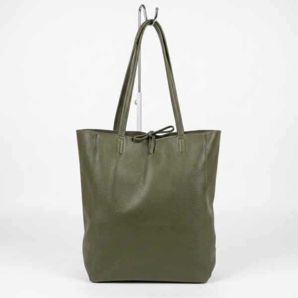 Large green handbag made of genuine leather (Vera Pelle)