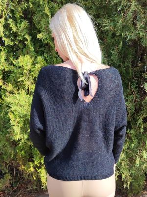 Women's one-color sweater