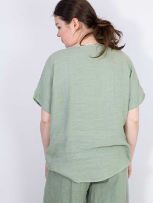 Дамска ленена блуза в зелено