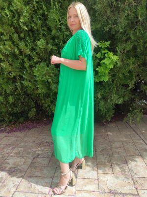 Копринена   рокля в зелено