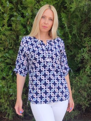 Elegant women's blouse 