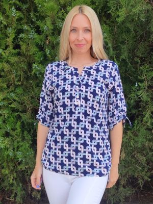 Elegant women's blouse 