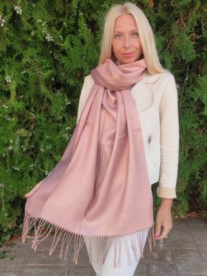 Women's cashmere scarf 