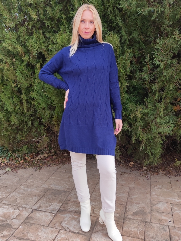 Women's braided tunic with polo collar