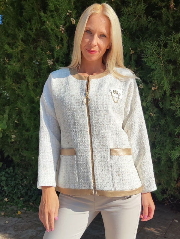 Women's bouclé jacket in white with gold thread