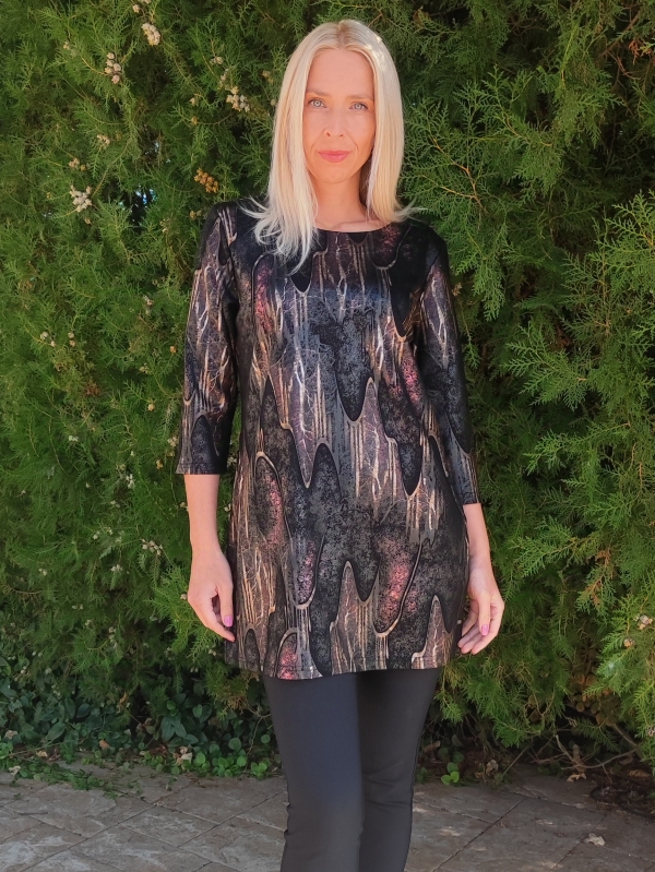 Women's tunic in black