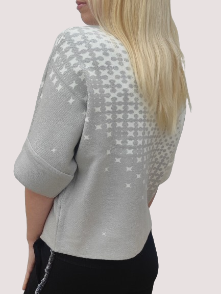 Women's blouse in gray and white with short sleeves