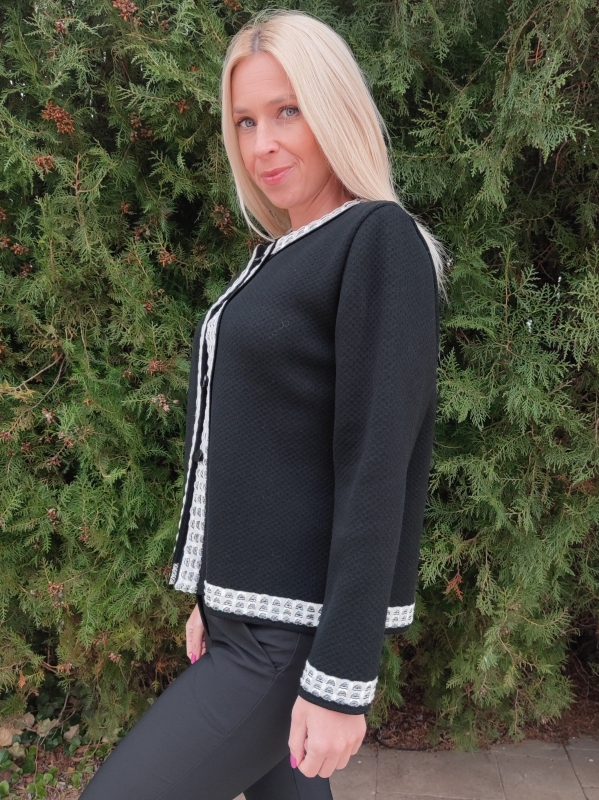 Women's jacket-style vest in black