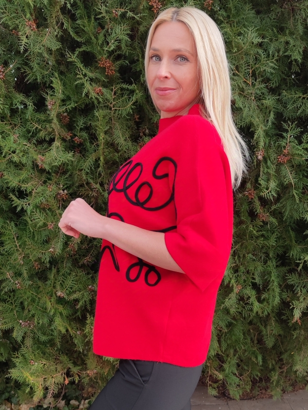 Women's short sleeve applique sweater