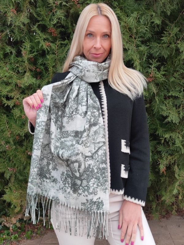 Women's cashmere scarf with tree motifs