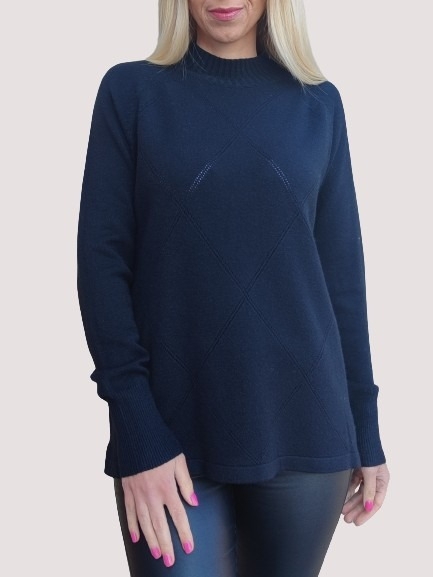 Women's sweater in black