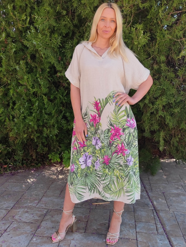 Linen dress in beige 