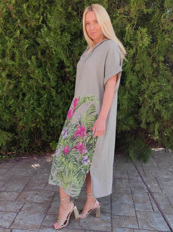 Ленена рокля  в тъмно бежово с флорални мотиви