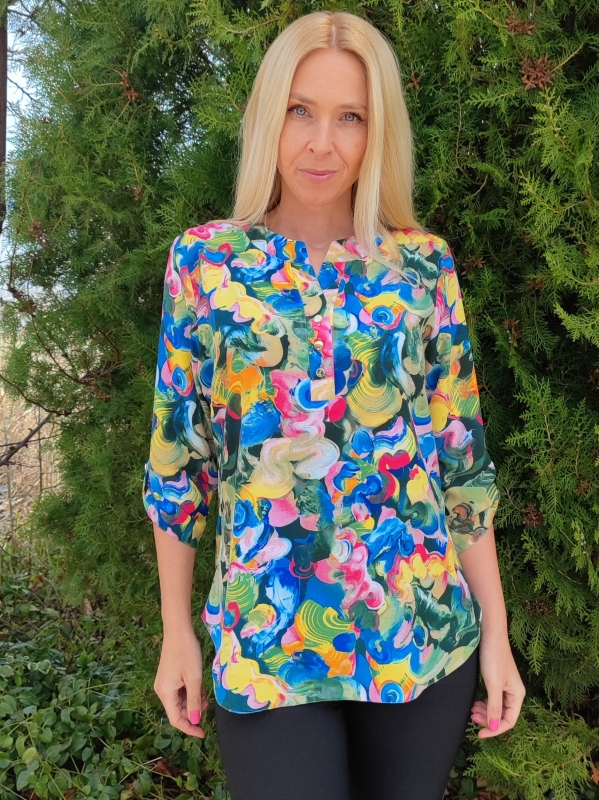 Elegant women's blouse 