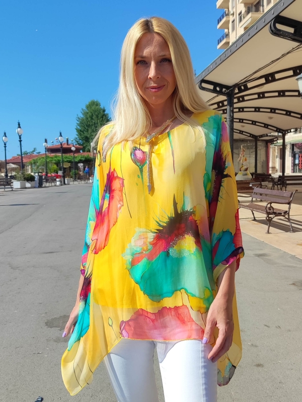  Women's silk tunic with flowers 