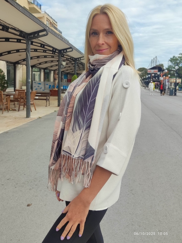 Cashmere scarf “Golden Leaf”